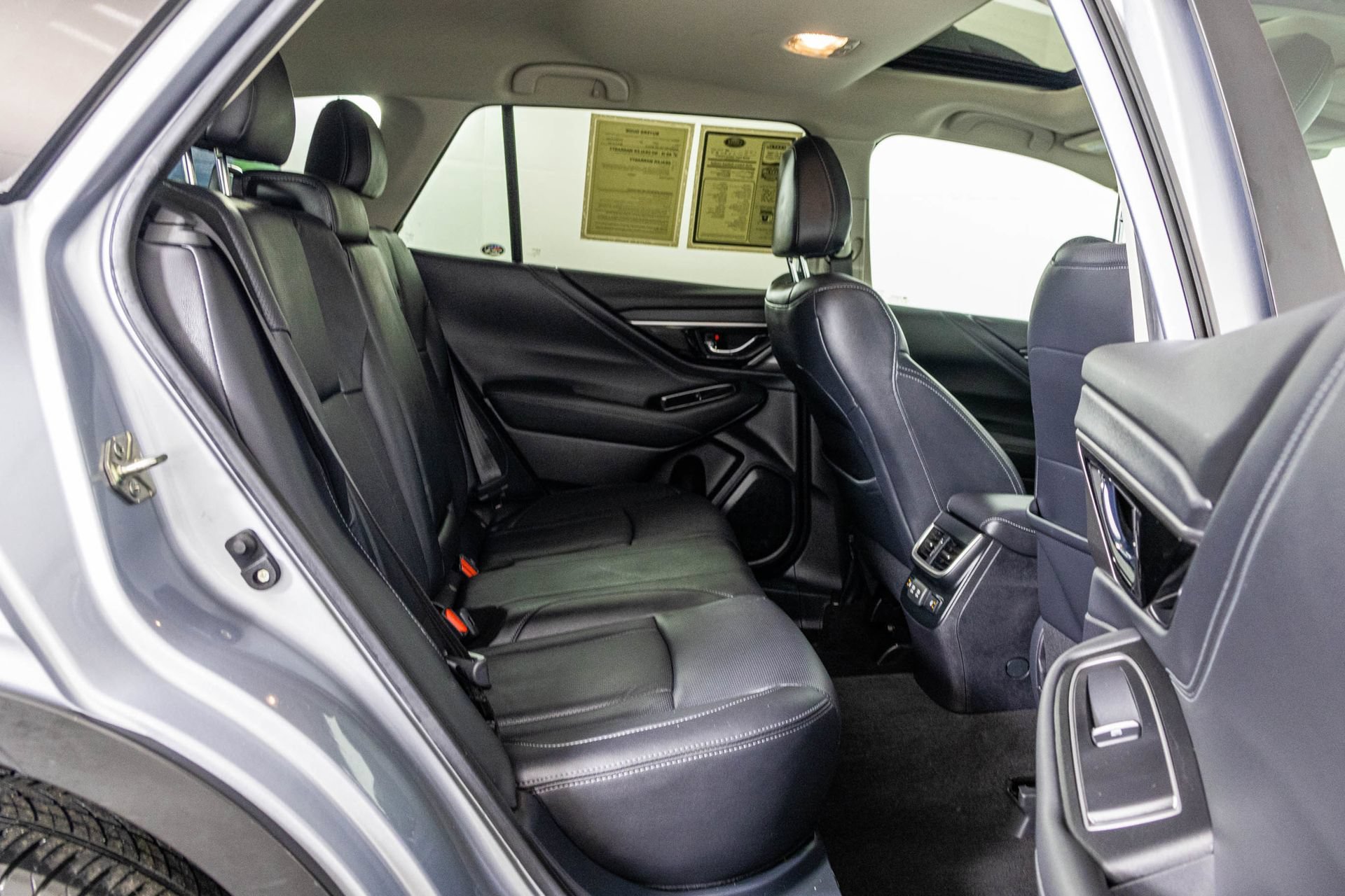 Used 2020 Subaru Outback Limited AWD/4WD image 47