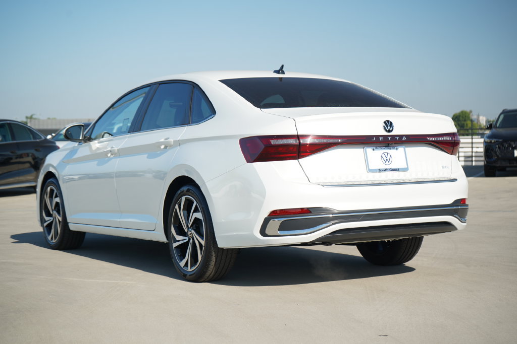 New 2026 Volkswagen Jetta SEL FWD image 3