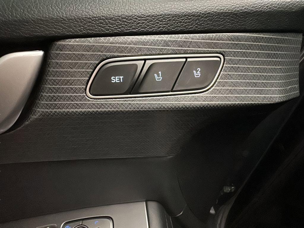 Used 2023 Hyundai Palisade Limited AWD/4WD image 11