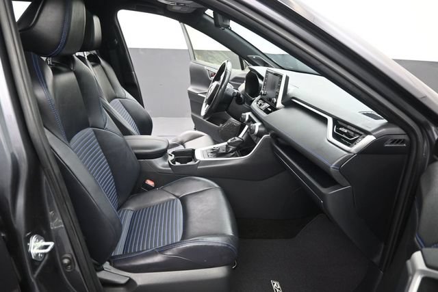 Used 2020 Toyota RAV4 XSE AWD/4WD image 14