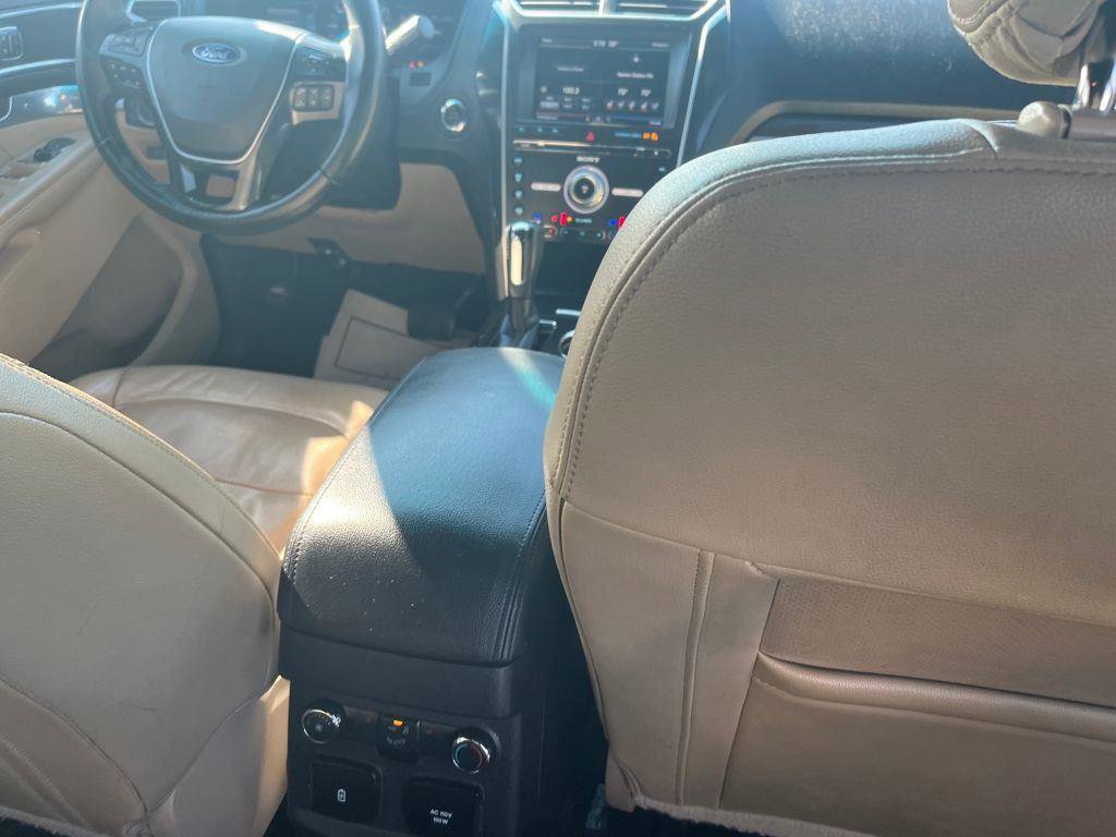 Used 2016 Ford Explorer Limited w/ Equipment Group 303A image 28