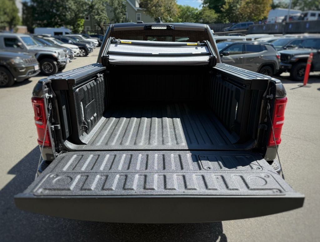 Used 2025 RAM 1500 Limited AWD/4WD image 24