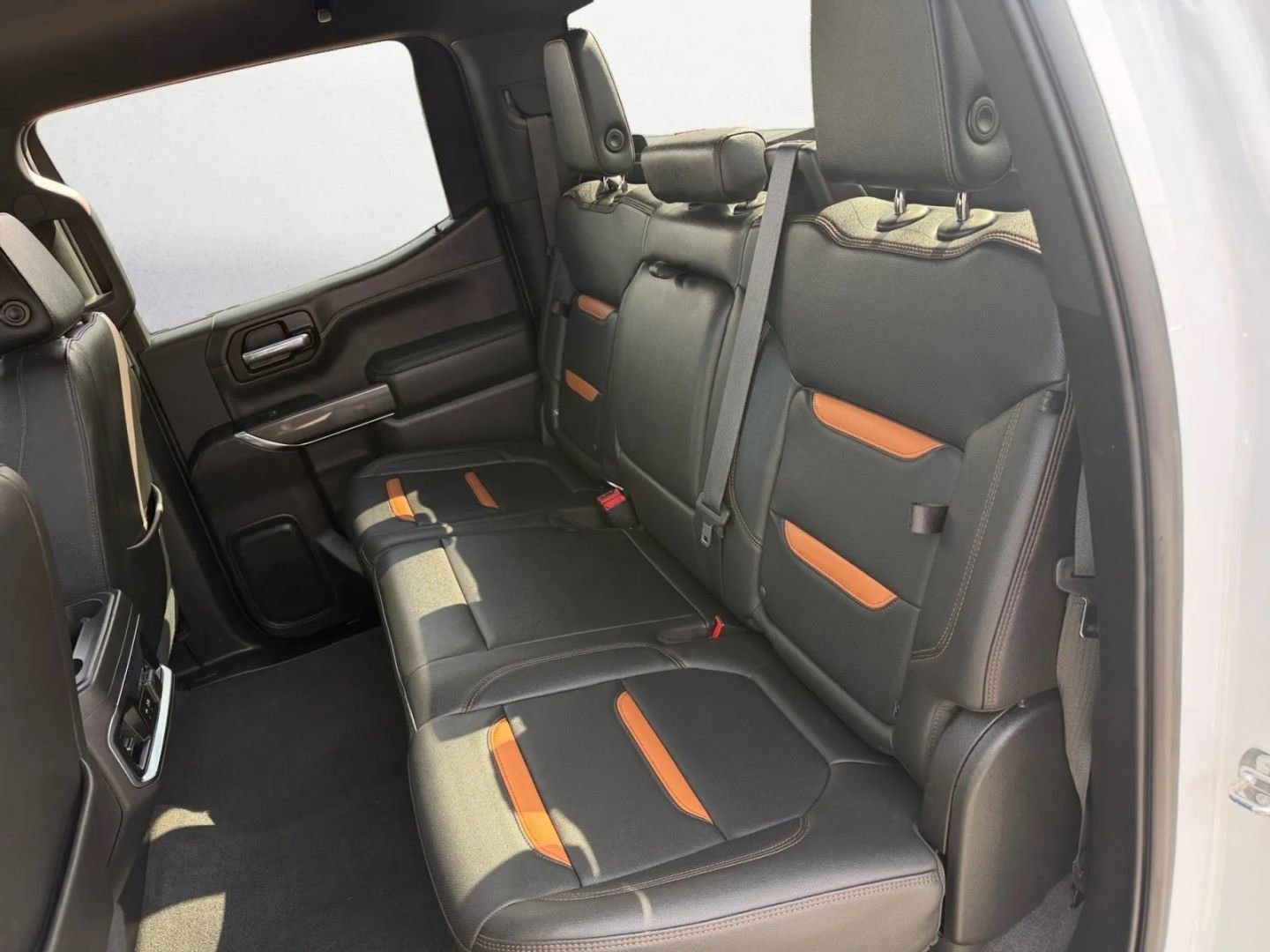 Used 2022 GMC Sierra 1500 AT4 image 27