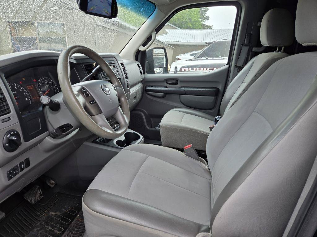 Used 2012 Nissan NV 2500 SV w/ Side Curtain Airbag Pkg RWD image 17