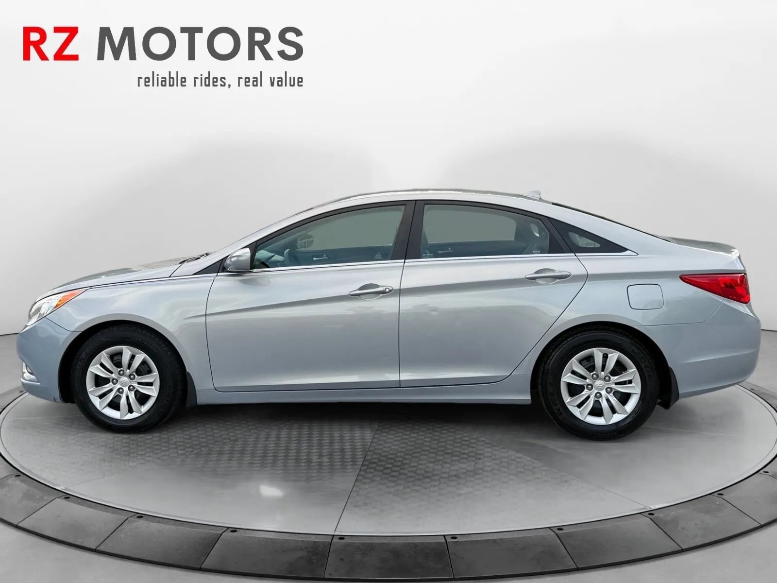 Used 2012 Hyundai Sonata GLS FWD image 6