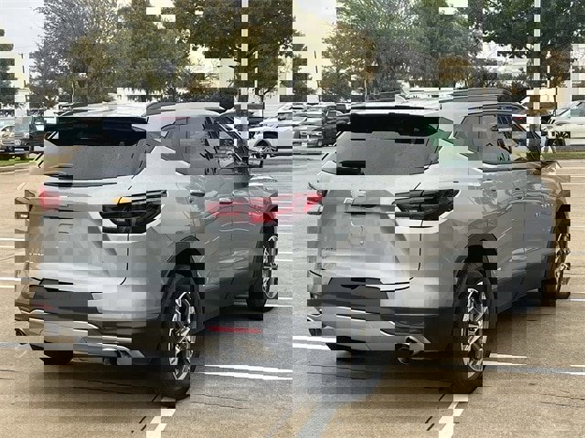 Used 2023 Chevrolet Blazer LT w/ Convenience Package image 4