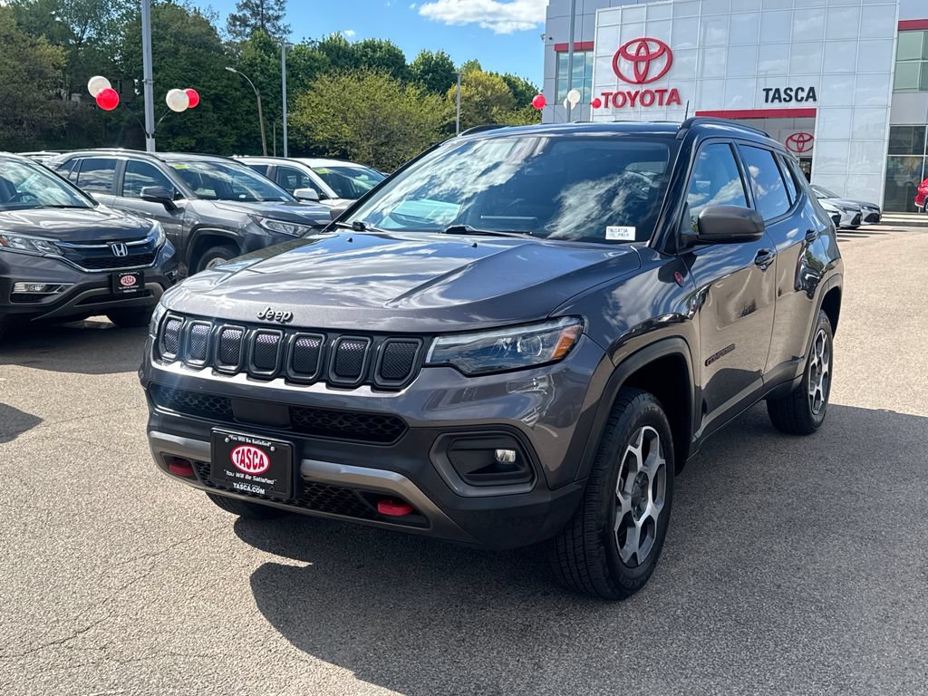 Used 2022 Jeep Compass Trailhawk w/ Trailhawk Elite Group AWD/4WD image 3