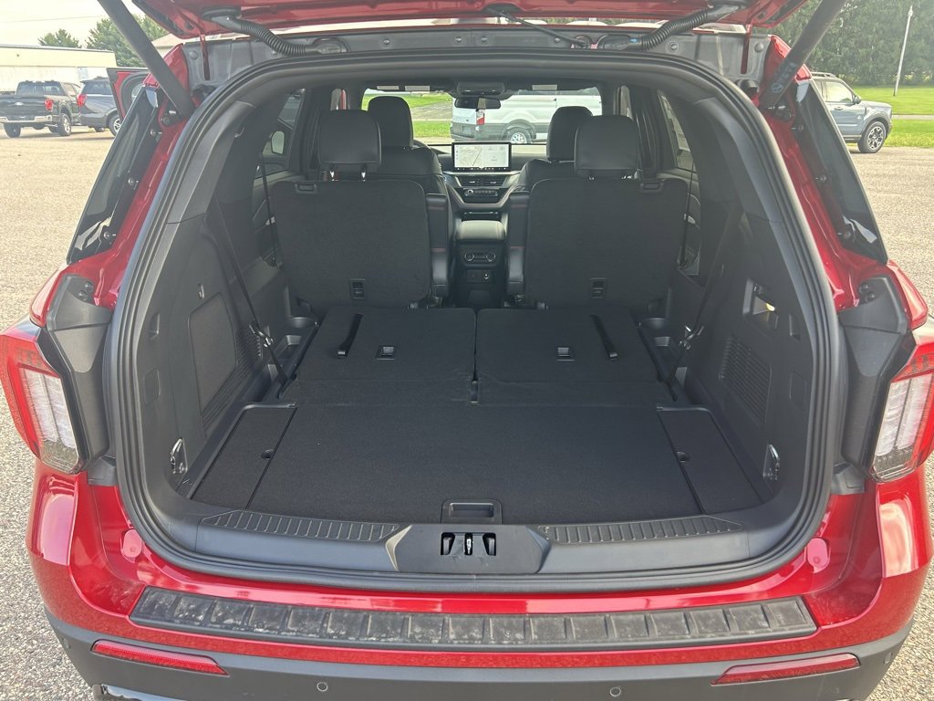 New 2025 Ford Explorer ST-Line image 20