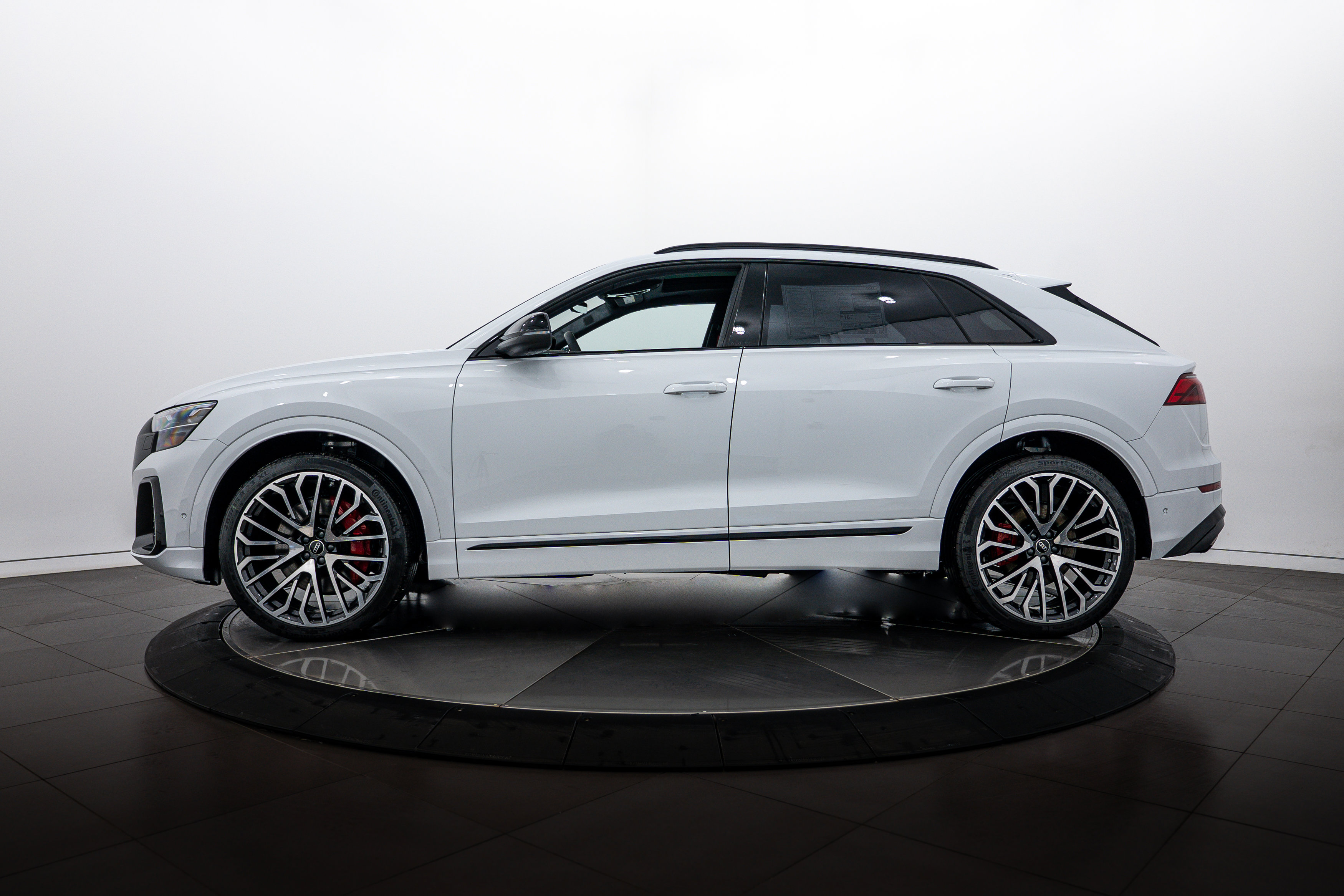 New 2026 Audi SQ8 Prestige image 7