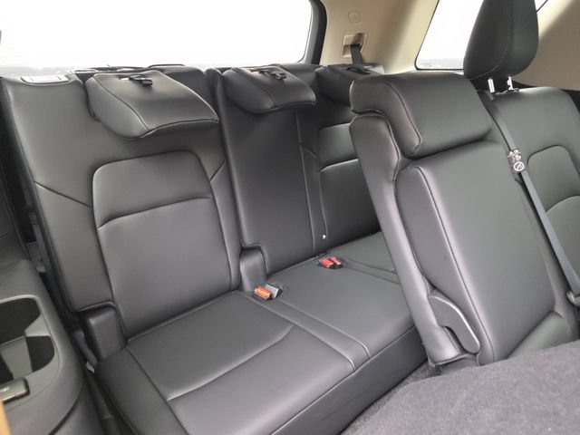New 2026 Nissan Pathfinder SL FWD image 17