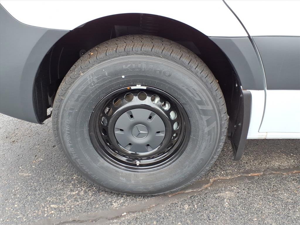 New 2025 Mercedes-Benz Sprinter 2500 image 11