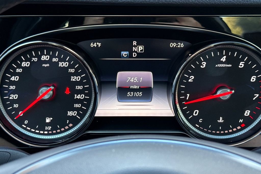 Used 2017 Mercedes-Benz E 300 image 24