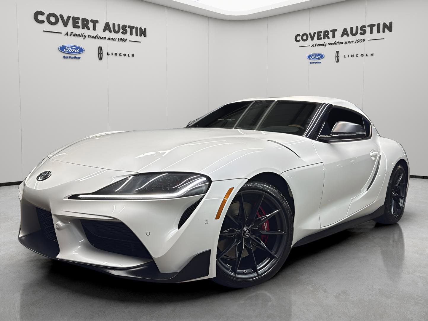 Used 2024 Toyota Supra Premium w/ Driver Assist Package RWD image 1