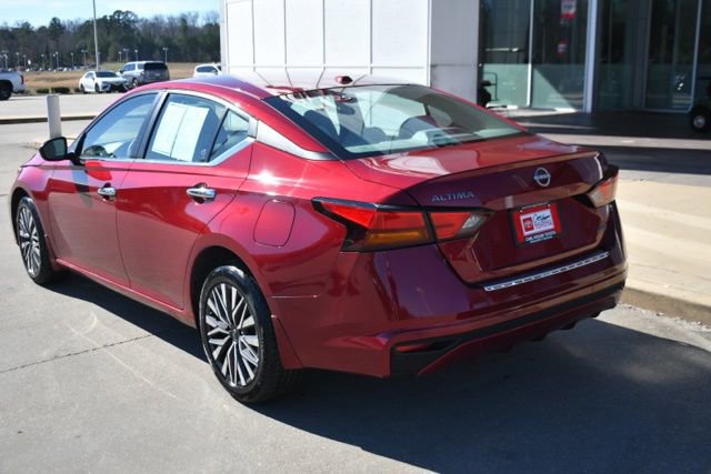 Used 2023 Nissan Altima 2.5 SV image 3