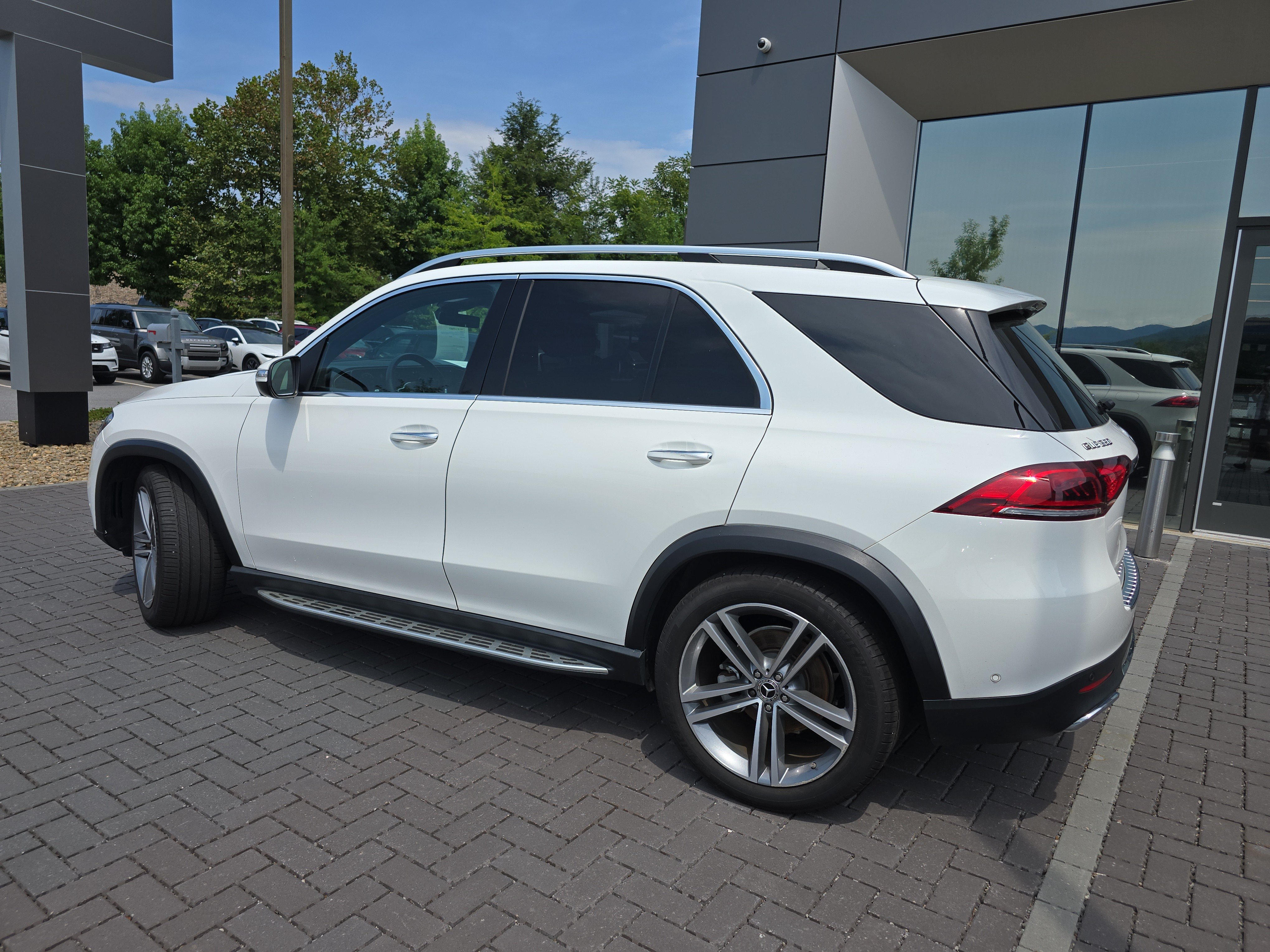 Used 2022 Mercedes-Benz GLE 350 4MATIC image 7