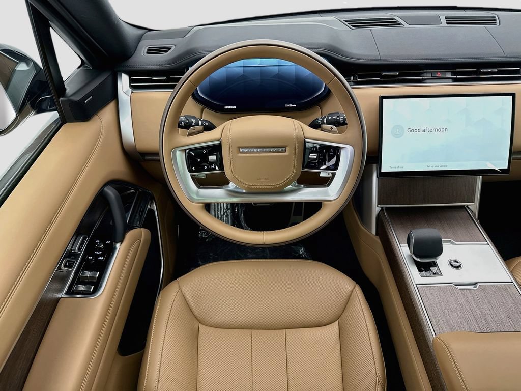 New 2026 Land Rover Range Rover Long Wheelbase SE AWD/4WD image 11