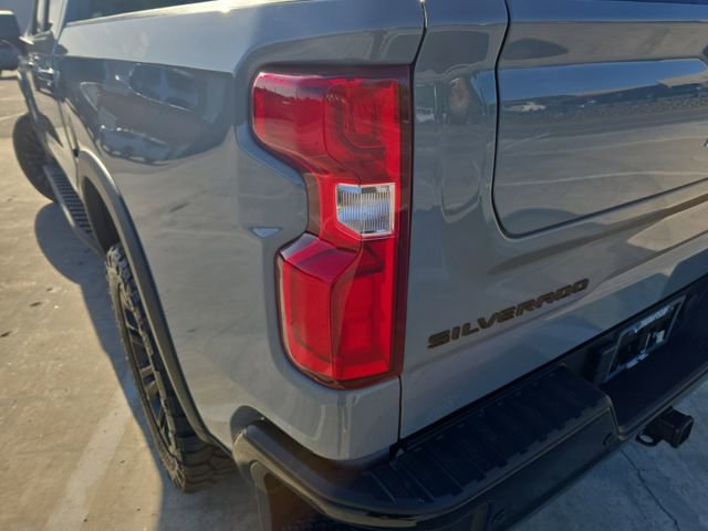 Used 2025 Chevrolet Silverado 1500 ZR2 w/ Technology Package AWD/4WD image 28