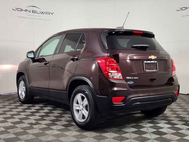 Used 2020 Chevrolet Trax LS w/ Tint and Cruise Package AWD/4WD image 5