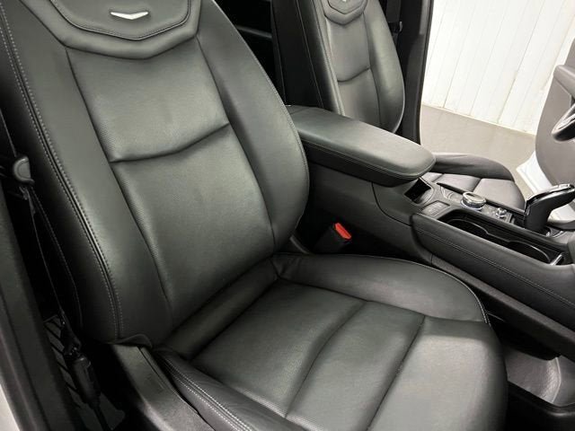 Certified 2024 Cadillac XT6 Sport w/ LPO, Onyx Lite Package AWD/4WD image 18