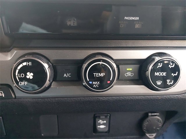 Used 2017 Toyota Tacoma SR5 w/ Tow Package image 24