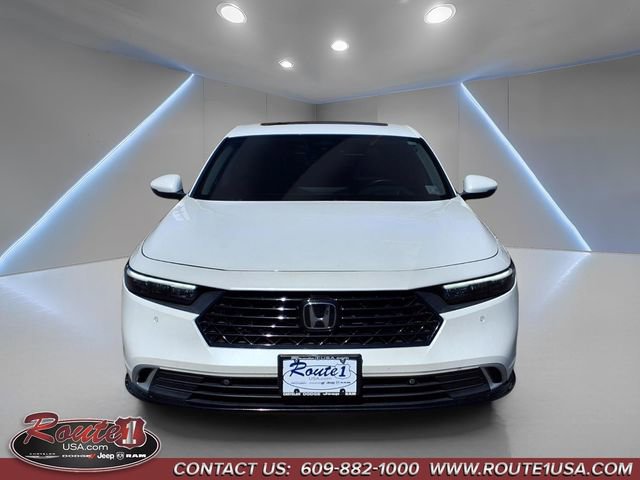 Used 2024 Honda Accord Touring image 9