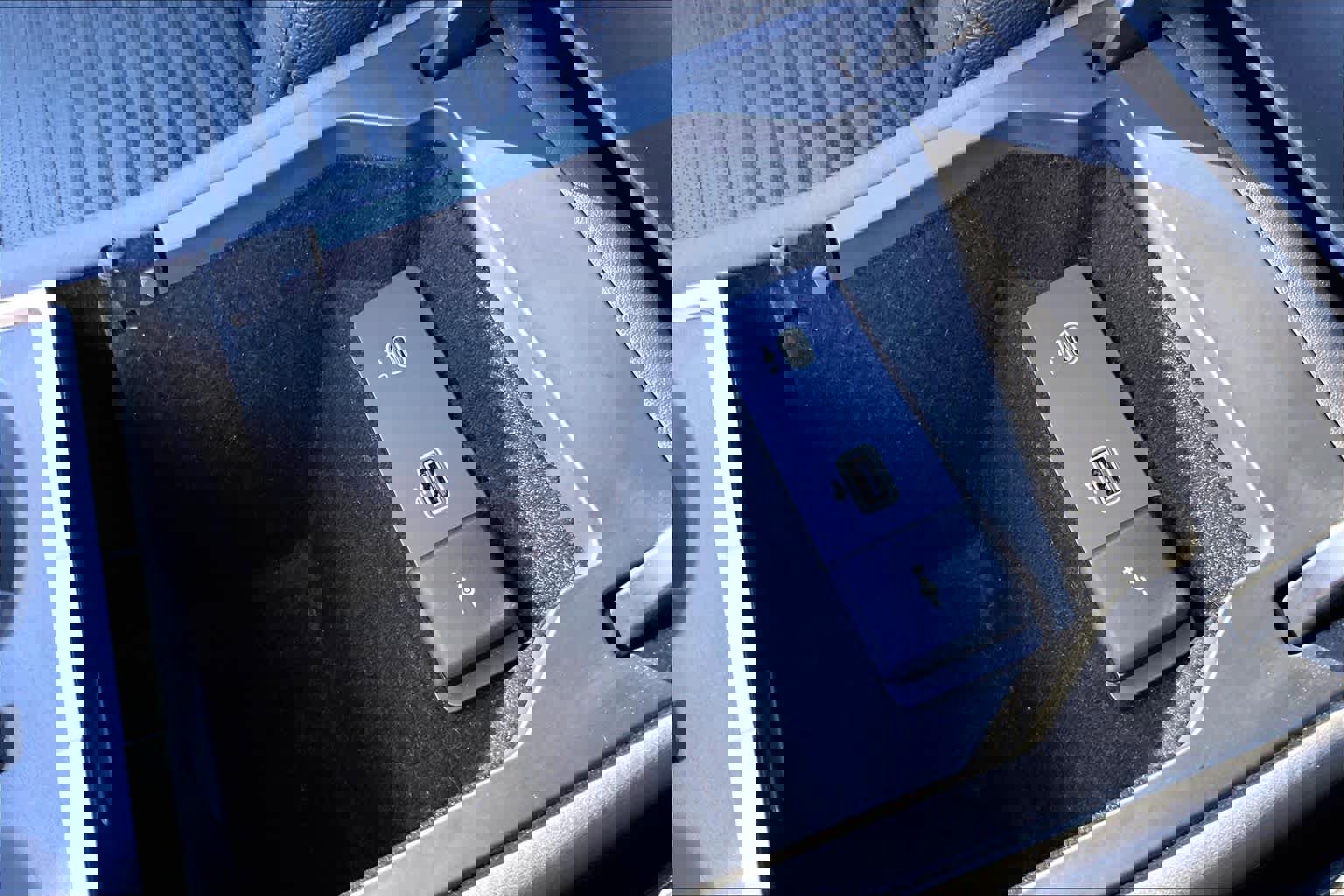 Used 2021 Land Rover Discovery Sport S image 34