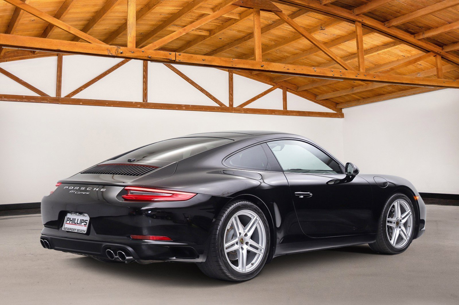 Used 2018 Porsche 911 Carrera RWD image 5