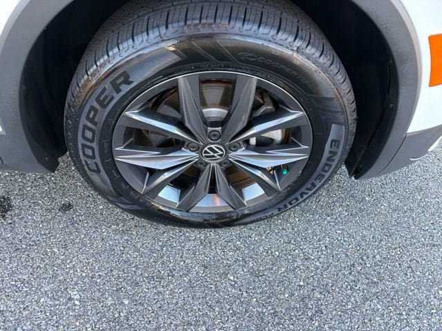 Certified 2022 Volkswagen Tiguan SE AWD/4WD image 24