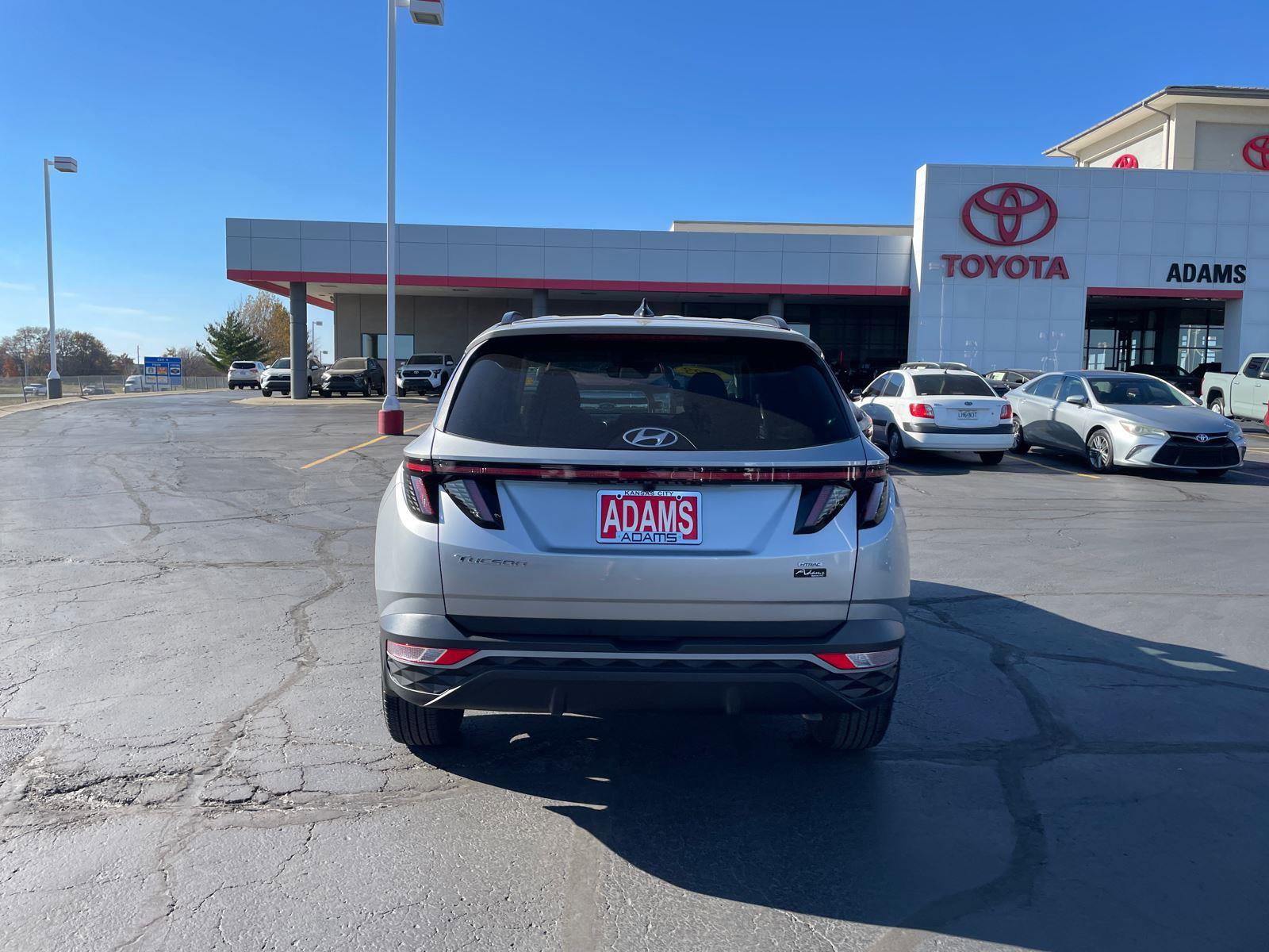 Used 2023 Hyundai Tucson SEL w/ Winter Package image 7