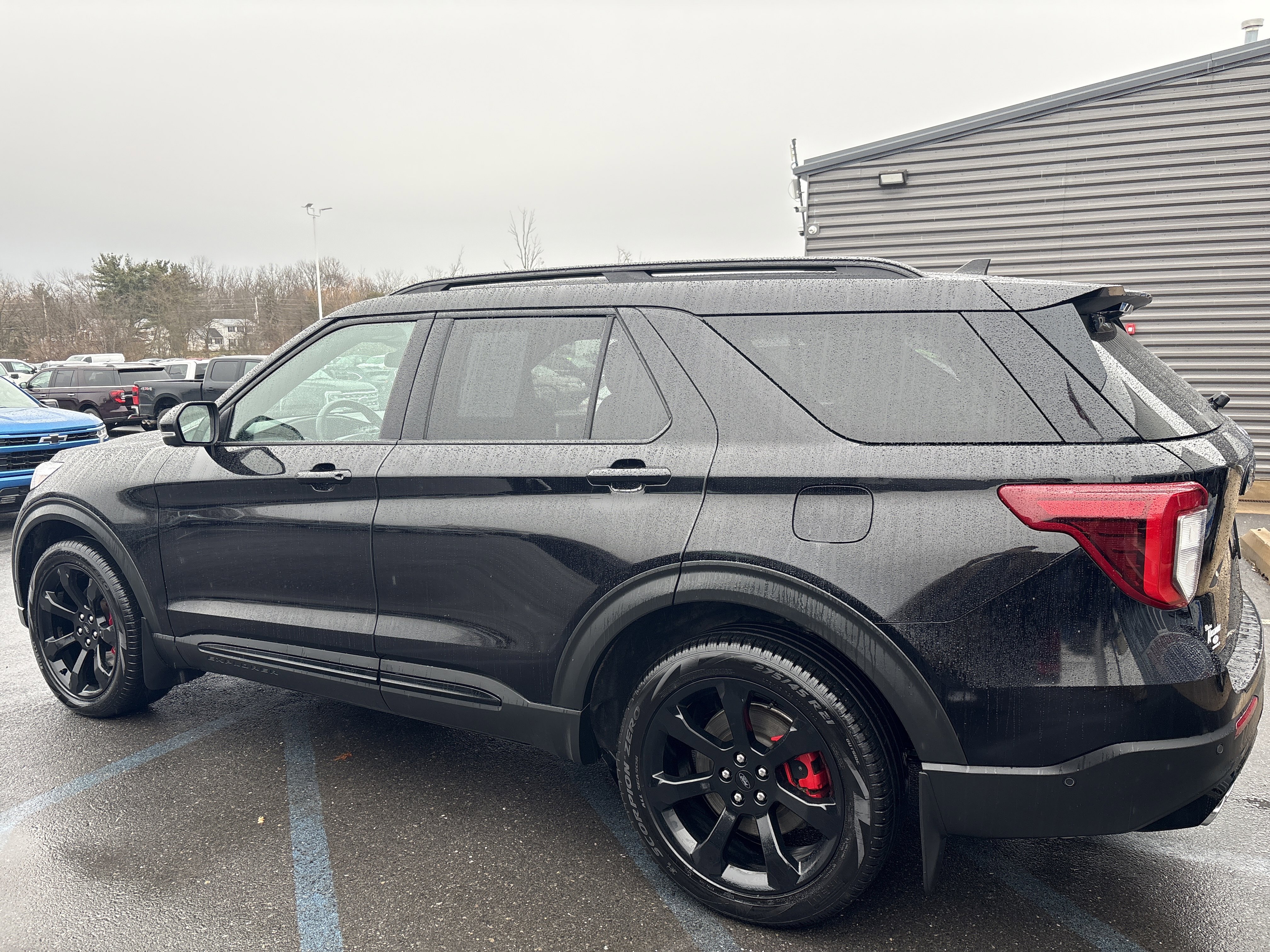 Used 2022 Ford Explorer ST w/ Equipment Group 401A image 12