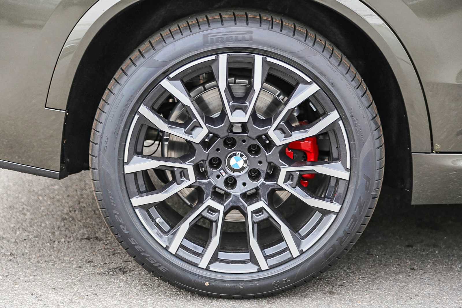 New 2026 BMW X5 xDrive50e w/ M Sport Package image 10