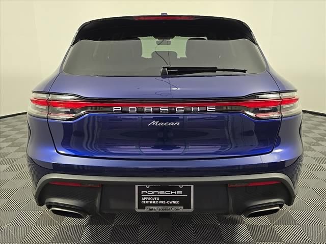 Certified 2025 Porsche Macan AWD/4WD image 6