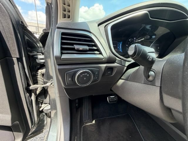 Used 2015 Ford Fusion Energi Titanium w/ Driver Assist Package FWD image 13
