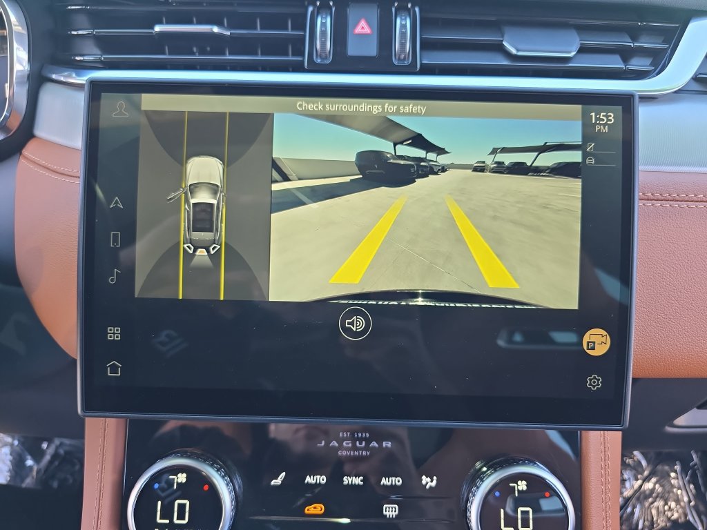 Certified 2025 Jaguar F-PACE R-Dynamic S AWD/4WD image 23