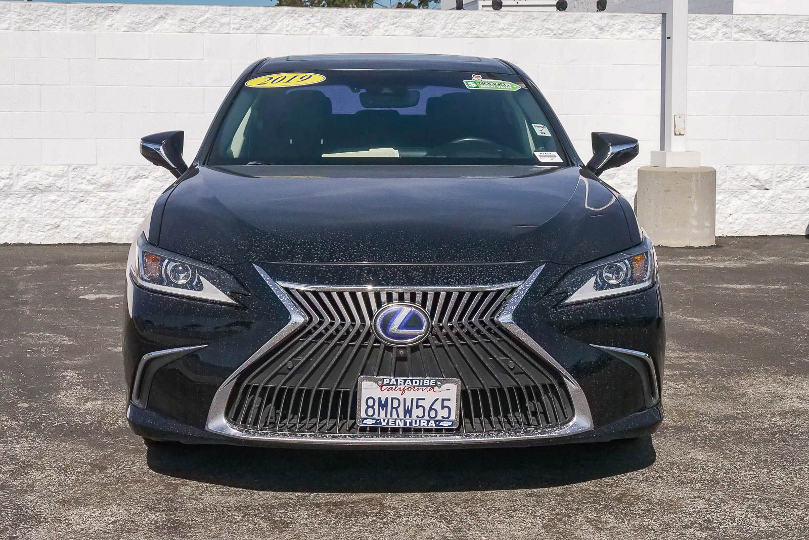 Used 2019 Lexus ES 300h w/ Accessory Package 2 image 2