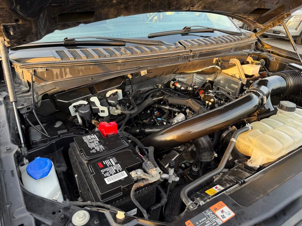 Used 2024 Ford Expedition Max XLT image 39