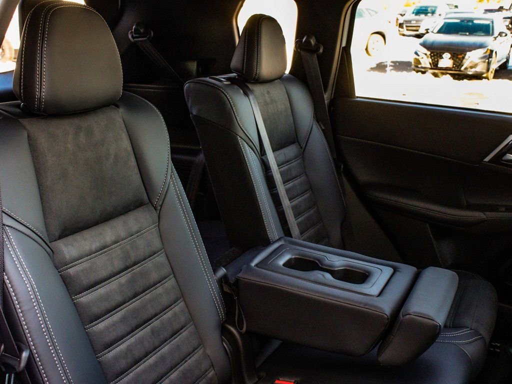 New 2026 Mitsubishi Outlander Trail Edition image 40