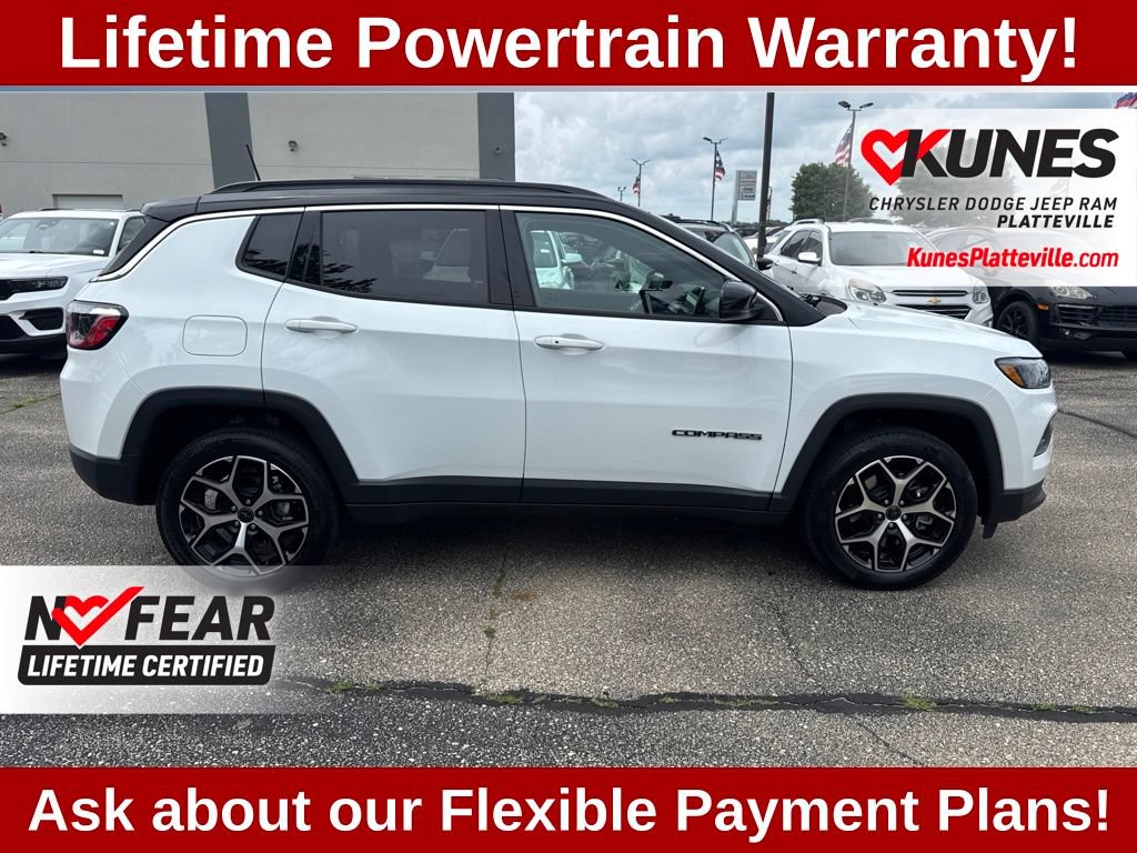Used 2026 Jeep Compass Limited AWD/4WD image 12
