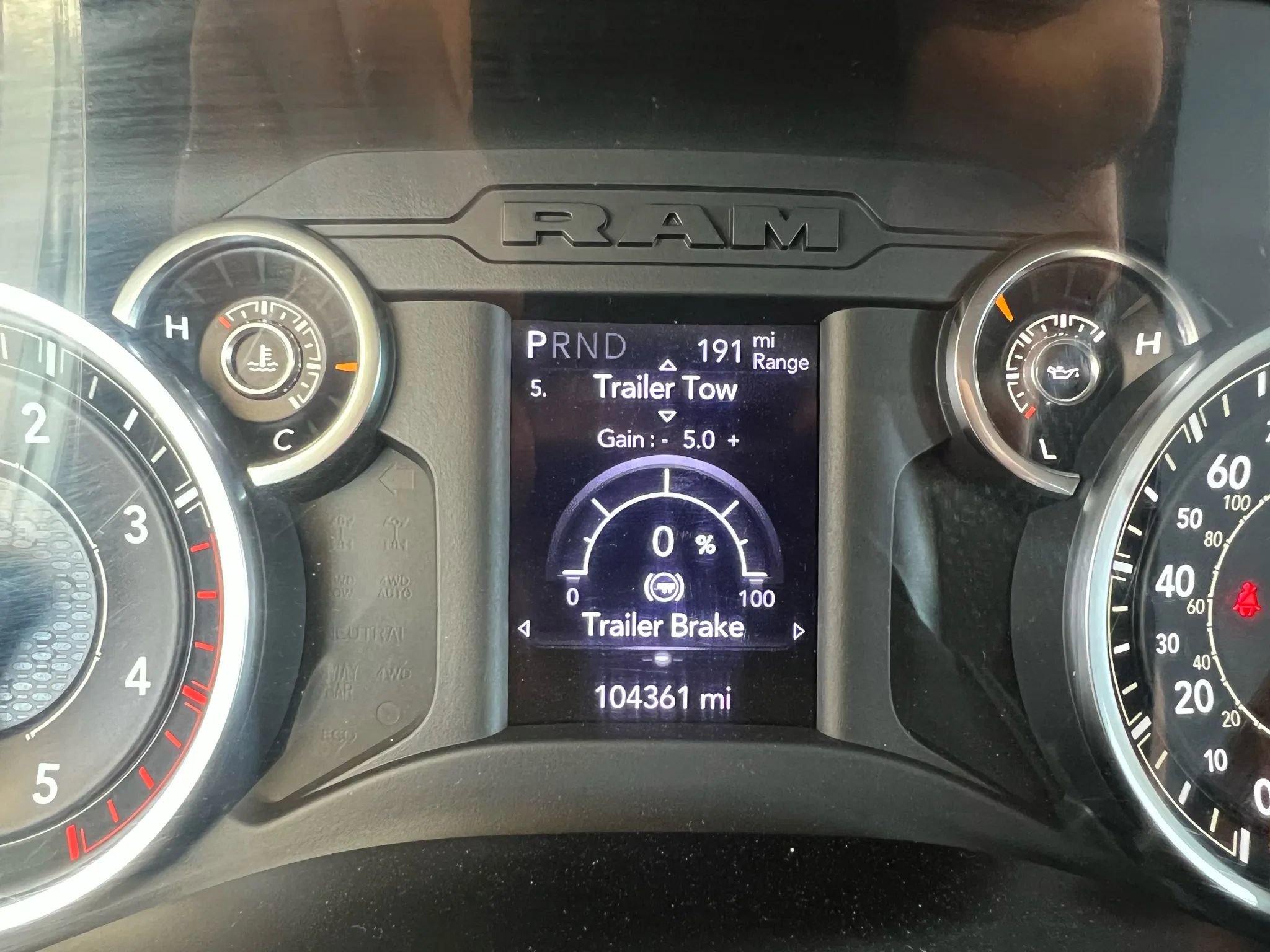 Used 2021 RAM 3500 Tradesman w/ Chrome Appearance Group image 25