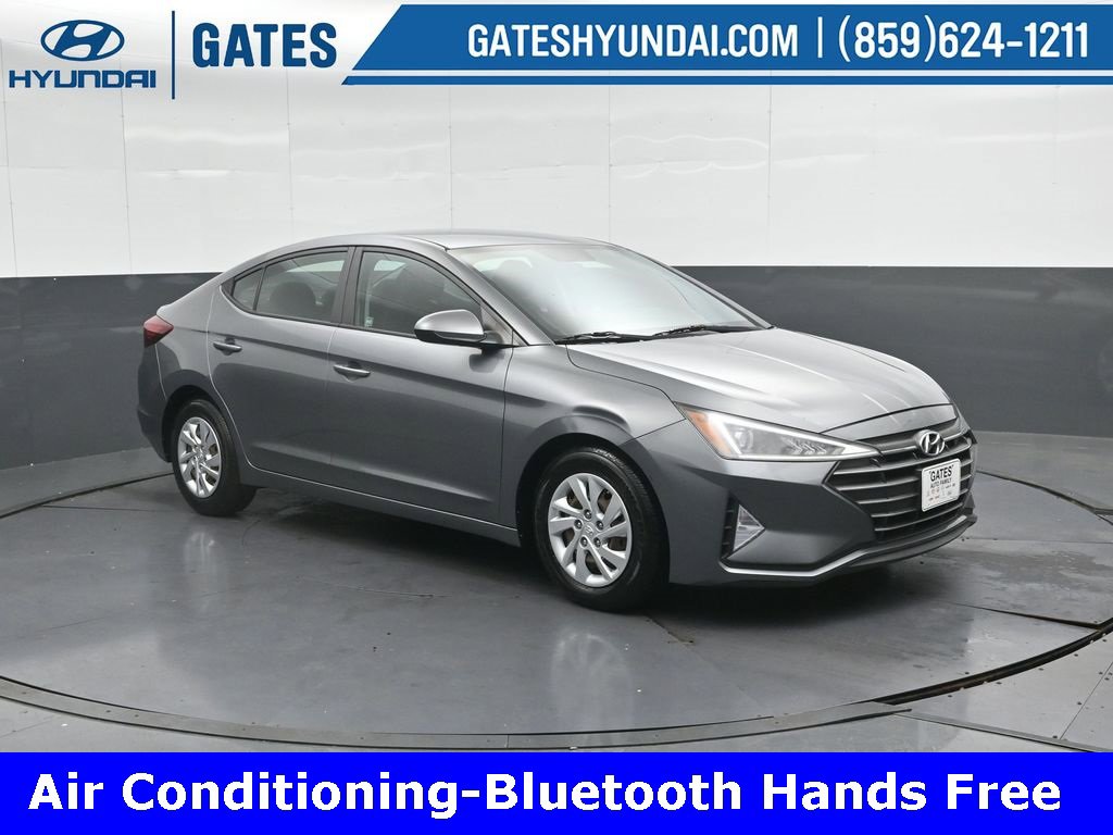 Used 2019 Hyundai Elantra SE w/ Cargo Package image 4