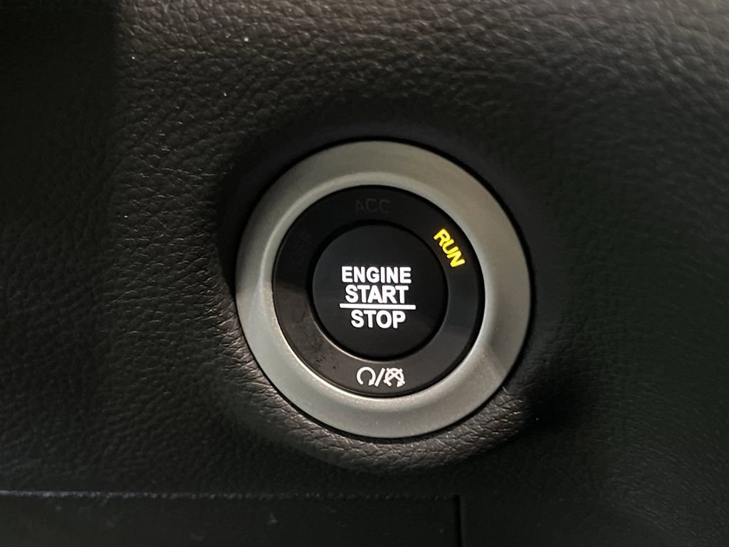 New 2026 Chrysler Pacifica Select image 20