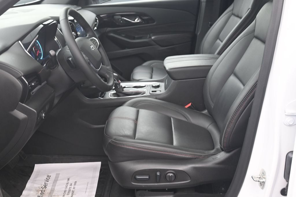 Certified 2023 Chevrolet Traverse RS w/ LPO, Floor Liner Package AWD/4WD image 10