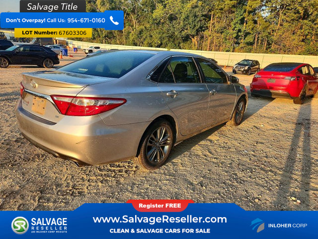 Used 2017 Toyota Camry SE FWD image 4