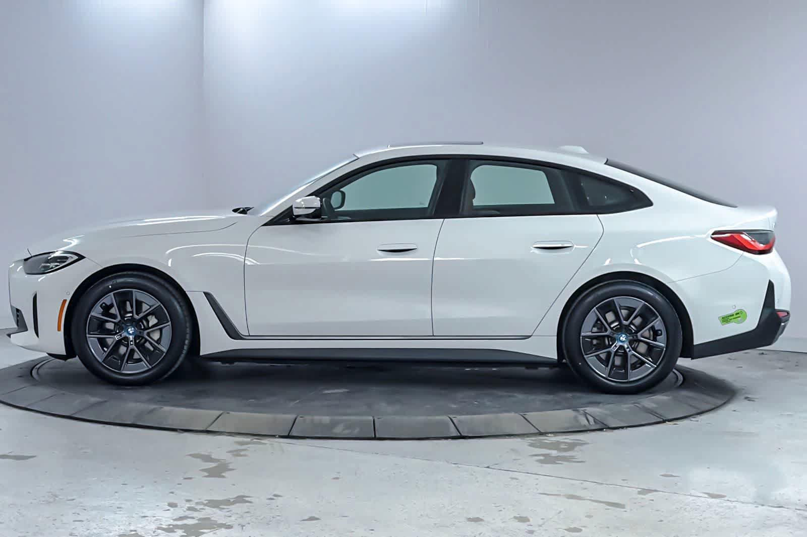 Used 2023 BMW i4 eDrive35 w/ Premium Package image 5
