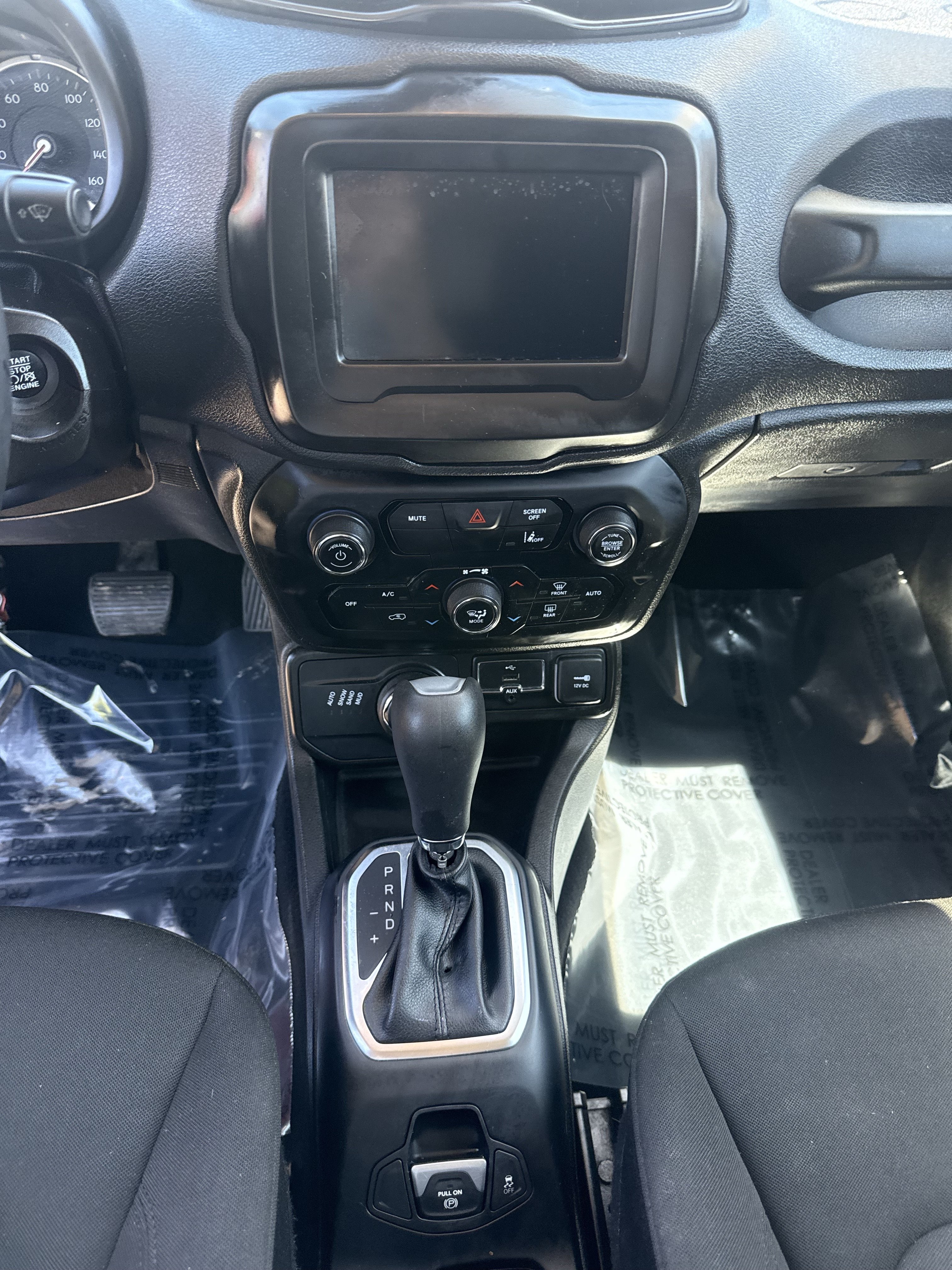 Used 2021 Jeep Renegade Latitude AWD/4WD image 14