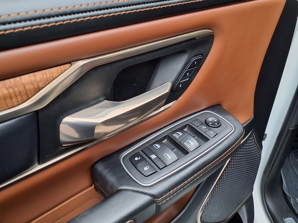 Used 2021 RAM 1500 Limited w/ Body Color Bumper Group image 18