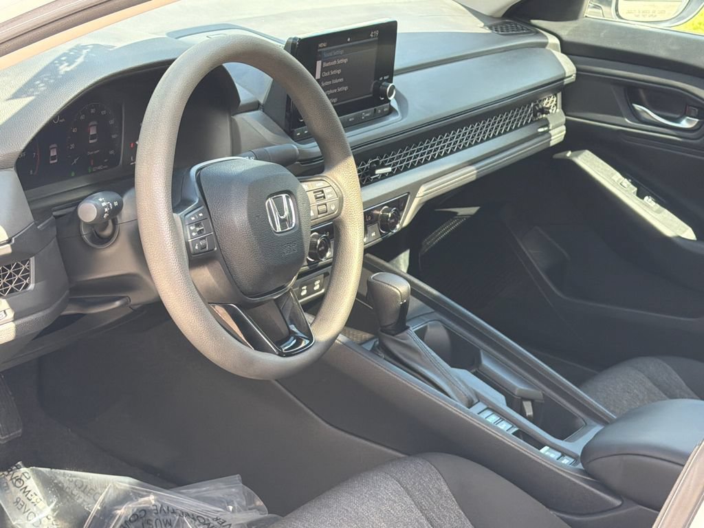 Used 2023 Honda Accord EX image 12