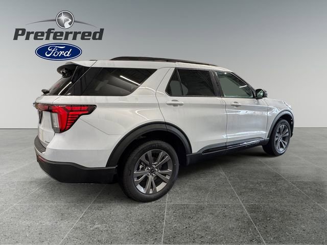 Used 2026 Ford Explorer Active w/ Active Comfort Package AWD/4WD image 17