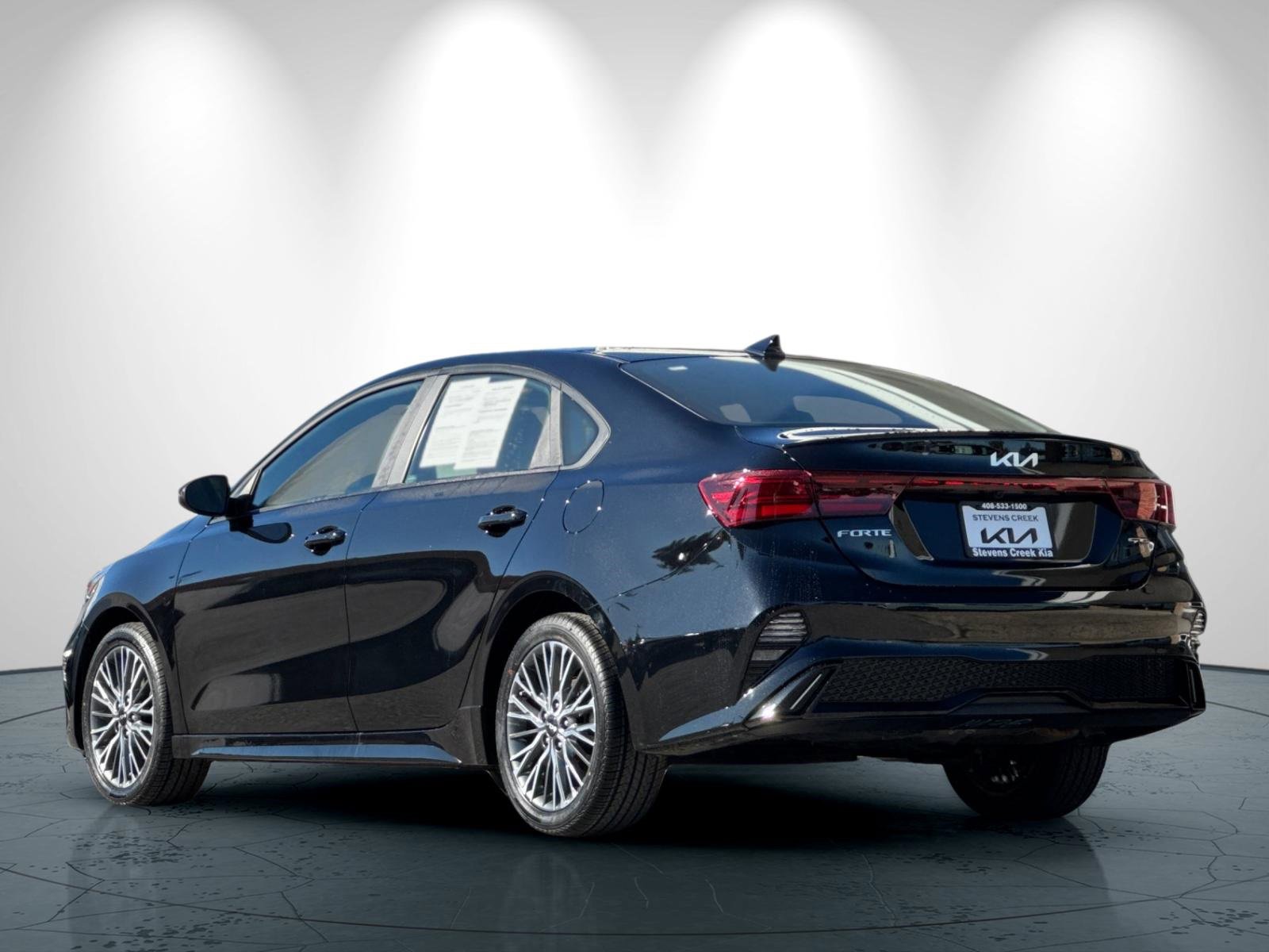 Certified 2023 Kia Forte GT-Line image 6