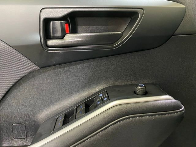 Certified 2020 Toyota Highlander LE image 14